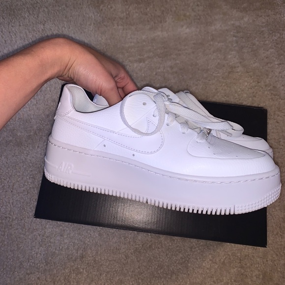 nike air force 1 sage low review